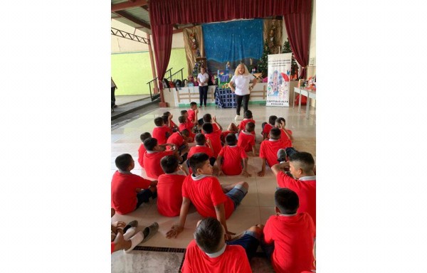 Una tarde de alegría en el Hogar de la Infancia