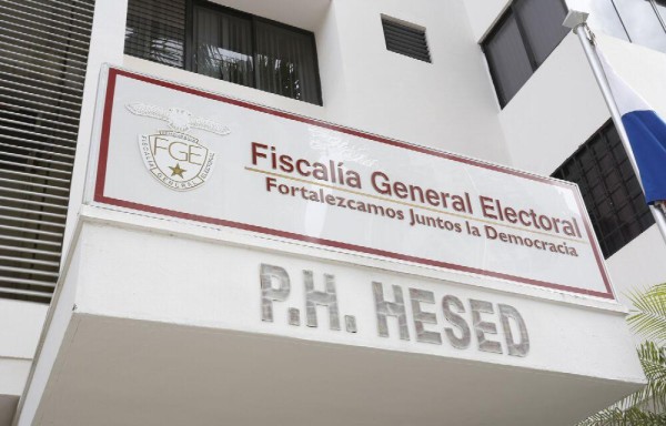 La Fiscalía Electoral (FE).