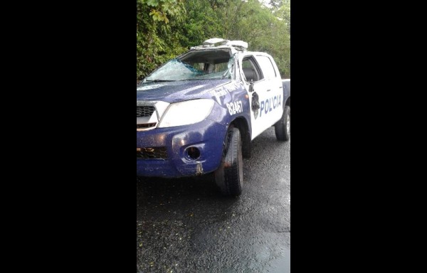 Patrulla se vuelca en Chiriquí y deja dos tongos lesionados&nbsp;