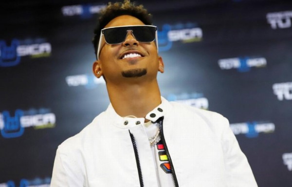 ‘Cosmo' es lo nuevo de Ozuna