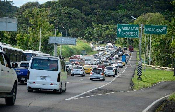 Los tranques están generando estrés a los moradores de Panamá Oeste.