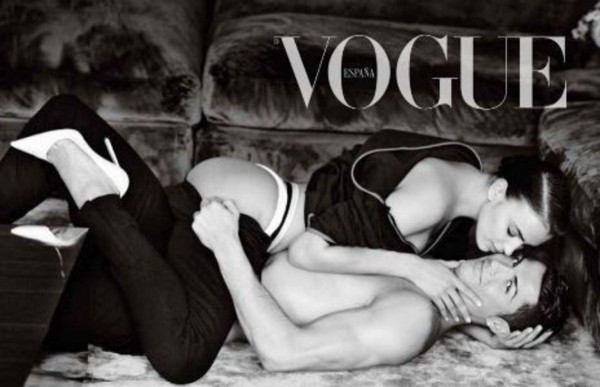 Las imágenes están cargadas de la sensualidad de la pareja.