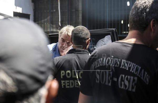 Batista anunció la víspera desde el aeropuerto de Nueva York que regresaría a Brasil.