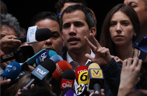 Guaidó ordena a los soldados no disparar ni reprimir al pueblo de Venezuela