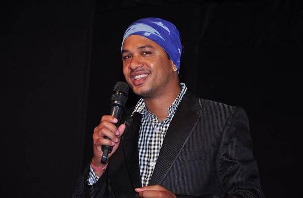 El Hombre Araña busca sus votos