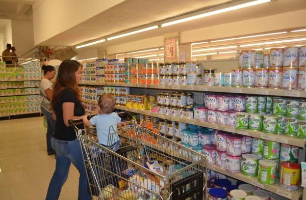 Existe variedades de formulas de leches para infantes las cuales son buscadas a diarios por los padres que mantiene niños en la etapa de 0 a 6 años de edad.