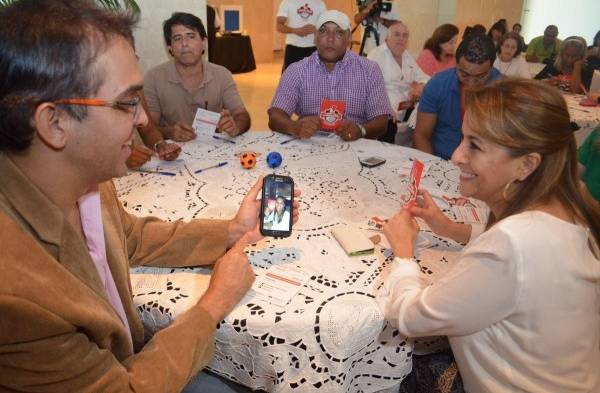 Embajadores locales de la campaña exhortan a los panameños a tomar conciencia y apoyar la causa.