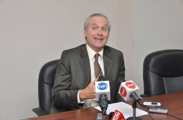 PRD tiende puente al panameñista