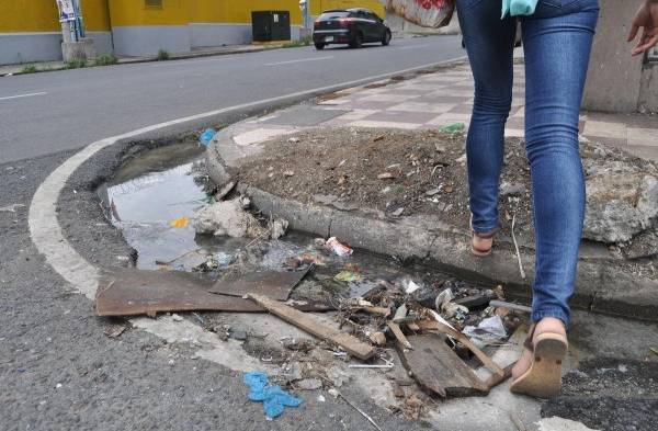 Rodeados por un oasis (Cinta Costera III), viven en un desierto (El Chorrillo).
