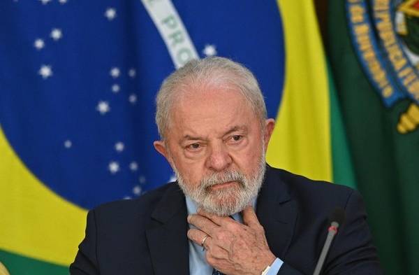 Lula pide al Congreso que archive proyectos simbólicos de Bolsonaro