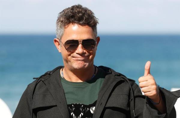 “Sanz”, el nuevo trabajo de Alejandro Sanz, se lanzará el 10 de diciembre