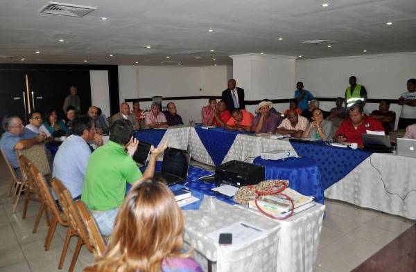 Negociaciones se estancan en aumento.