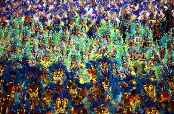 La escuela de samba Beija Flor se consagró campeona del carnaval 2015 del desfile de escuelas de Río de Janeiro..