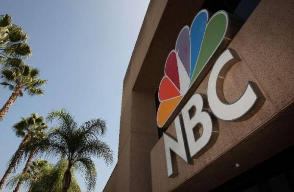 Los recortes en NBC coinciden con los problemas que atraviesan otros grandes medios de comunicación.