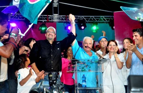 Oficialista alega que ha ganado simpatía por su liderazgo.