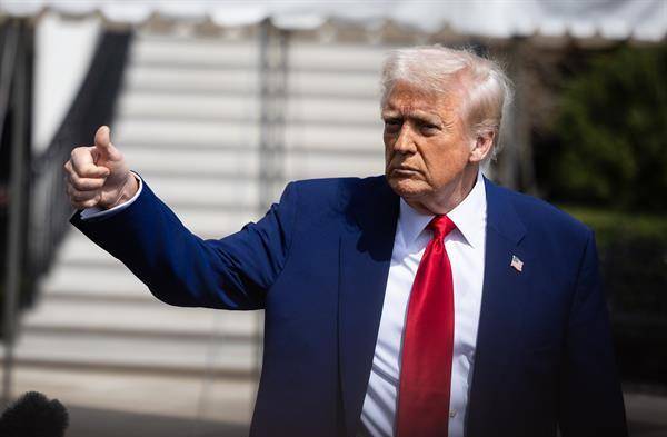 Trump en su discurso está utilizando técnicas “Göebelianas”.