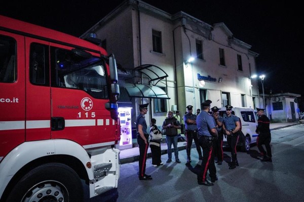 Mueren cinco trabajadores arrollados por un tren en el norte de Italia