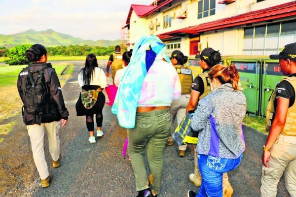 Colombianos lideran lista de deportados