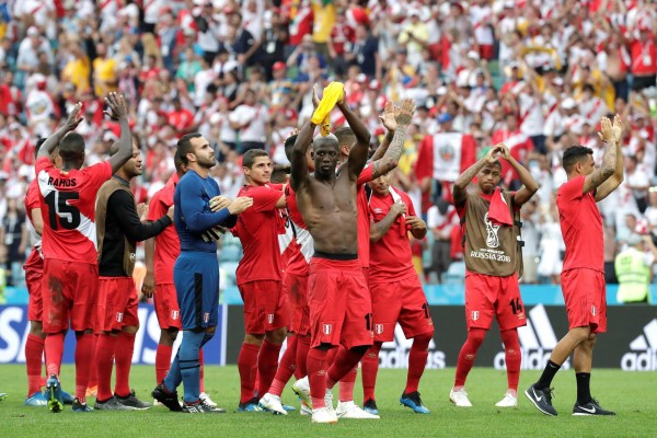 La selección de Perú no clasificaba en mundial desde hace 36 años (España 1982).
