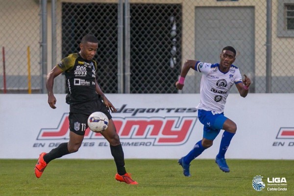 Los colonenses no pierden desde que inició la liga.