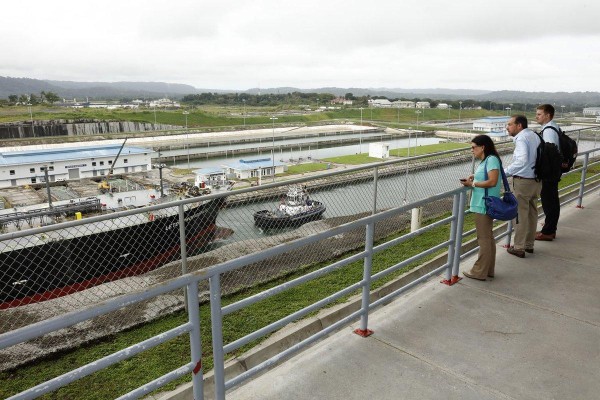 Canal de Panamá aplica medidas de ahorro de agua ante prolongación de El Niño