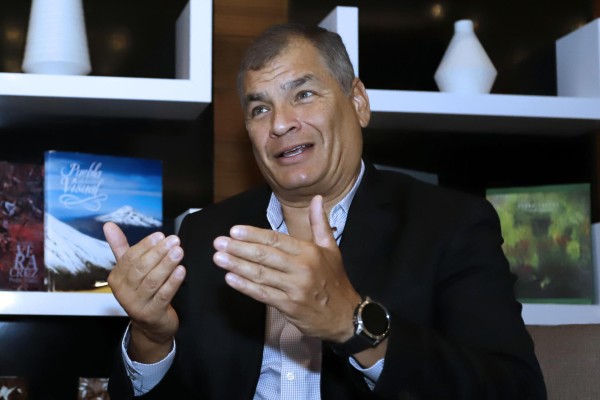 Ecuador se desangra, advierte el expresidente Rafael Correa