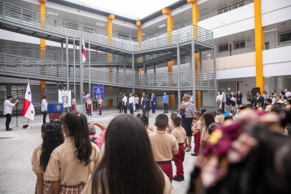 Inauguran escuela en San Miguelito en el inicio del año escolar 2023