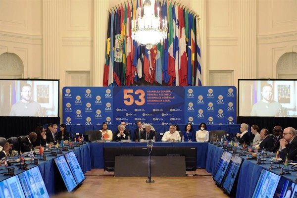Intervención de Zelenski durante la Asambla General de la OEA.