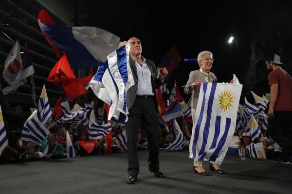 Uruguay iría a una segunda vuelta electoral, escrutado el 19 % de los votos