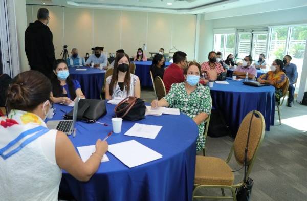 Se está capacitando a personal de salud de Panamá Oeste, Panamá Este, Darién, Bocas del Toro; las comarcas de Guna Yala y Ngäbe Buglé