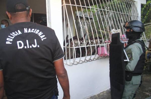 Los delincuentes están desatados, hasta obligan a entrar a la banca en línea para robar el dinero.