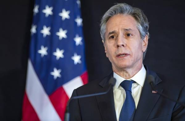 EE.UU. mueve su embajada en Ucrania al oeste del país por seguridad