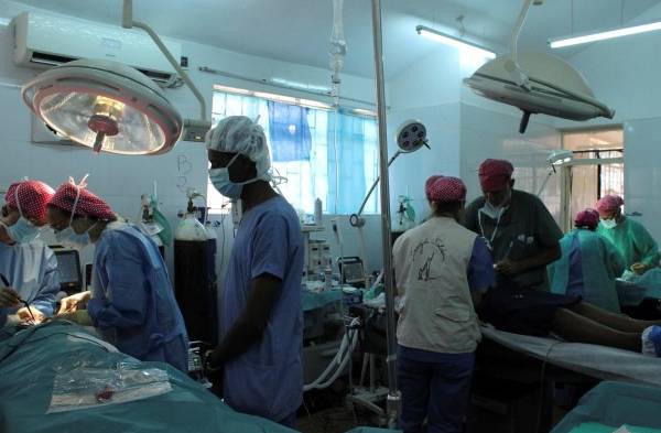 Número de quirófanos activos se reduce a la mitad en Venezuela, dice encuesta