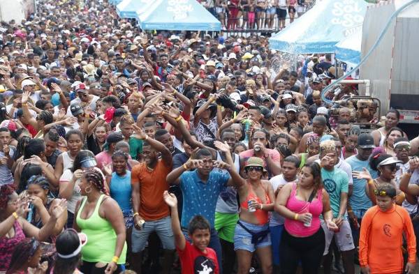 Lleno total en San Miguelito