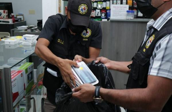 Más de 15 locales comerciales fueron allanados en Arraiján 