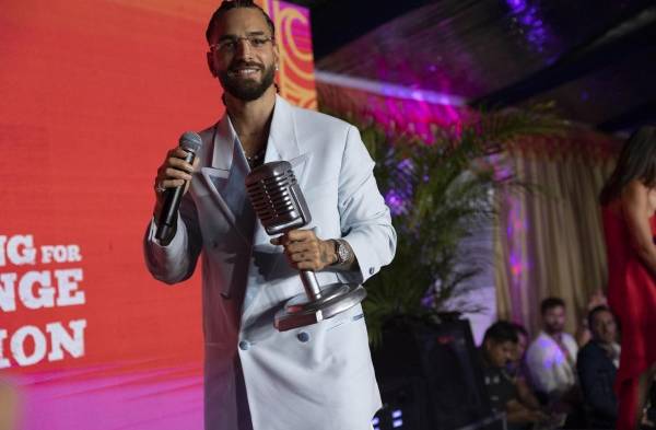 Maluma, premiado por usar la música para un cambio positivo en la juventud