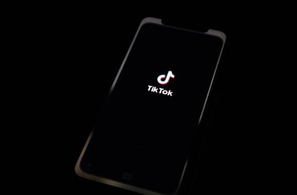 Bélgica se suma a los países que prohíben TikTok en los teléfonos oficiales