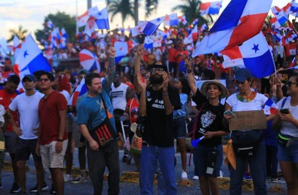 Manifestación cultural en contra del contrato minero el 5 de noviembre de 2023.