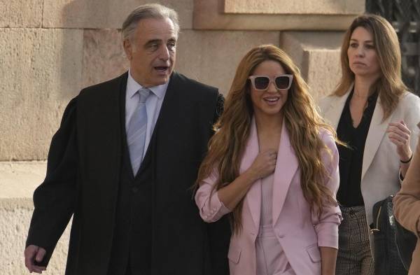 Shakira evita la cárcel en España a cambio de una millonaria multa