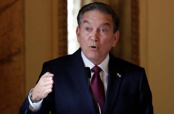 Cortizo tilda de arbitraria inclusión en la lista negra de la UE 