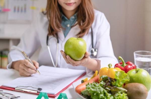 Expertos instan a los mexicanos a ir al nutriólogo ante epidemia de sobrepeso