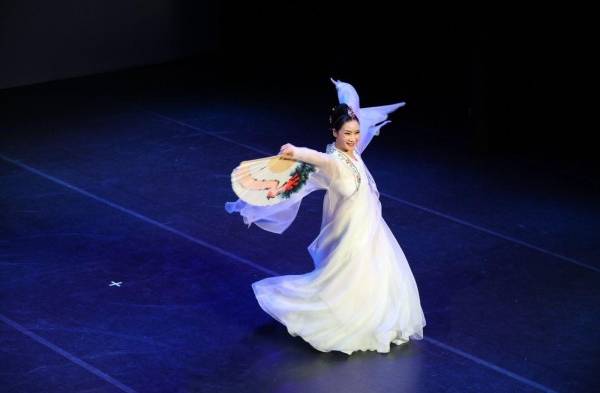 Muestra de danza coreana para celebrar seis décadas de unión cultural