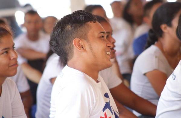 El papa pide a los jóvenes rezar por la paz y evangelizar de cara a la JMJ