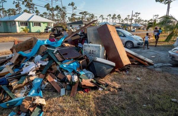 Aumenta a 53 la cifra de muertos en Bahamas a causa del huracán Dorian