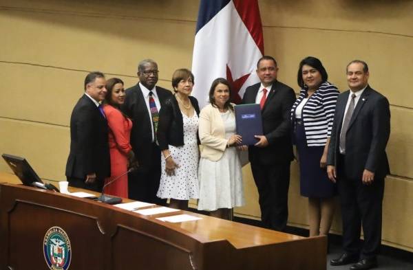 Reformas a la Beca Universal llegan a la Asamblea Nacional