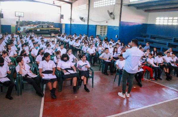 Mitradel sensibiliza a estudiantes sobre trabajo infantil 