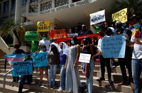 Comunidad LGBTI pide a la Corte Suprema de Justicia un fallo sobre matrimonio igualitario