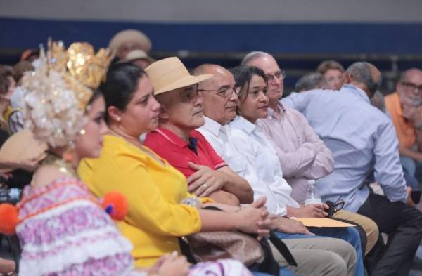 Presentan proyecto arquitectónico del Centro Nacional del Folklore