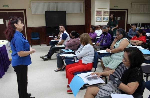 Consejos para prepararse desde la edad productiva hacia una vejez exitosa