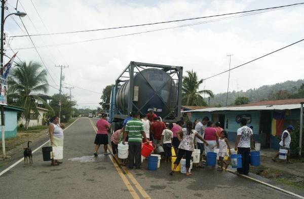 En Changuinola, los camiones cisternas son correteados.